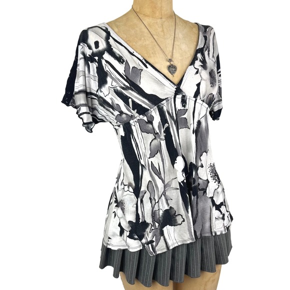 SOLD - Picture 4 of 7